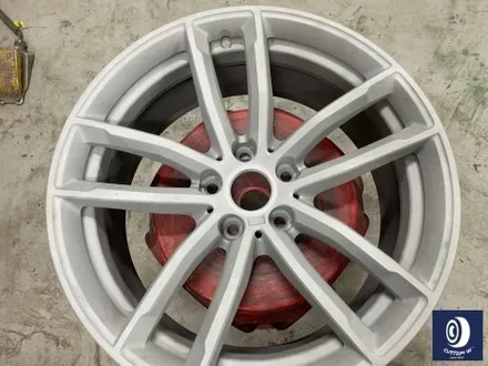 이건 부식 그 자체.. BMW G30 520D 캘리퍼 녹 제거 후, 블루 컬러 도색 + 블랙 유광 휠도색 / 용인 처인구