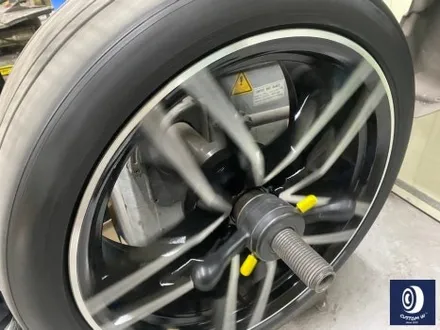 아우디 A7 50TFSI 20인치 다이아몬드 커팅 가공을 이용한 블랙 폴리시 커스텀 투톤 휠도색 + 심각한 부식 제거 후, 카본 세라믹 골드(오렌지 골드) 캘리퍼 도색 작업까지_! / 용인 처인구