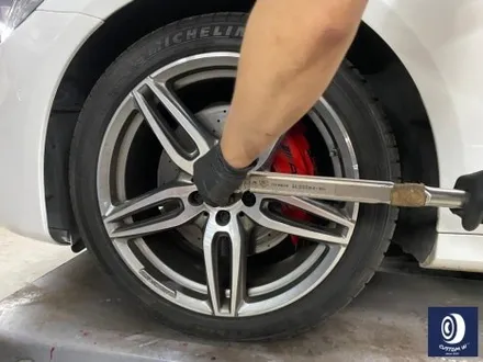 벤츠 W213 E300 엄청난 부식_! 제거 후, 레드 캘리퍼 도색 / 난관을 해결하고 성취감과 뿌듯함을 주셔서 감사합니다 /이제는 부식 걱정 없어요~: -) / 용인 처인구