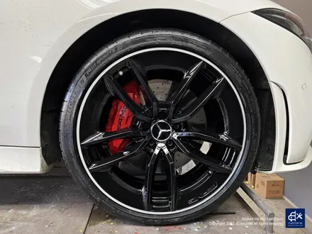 벤츠 CLS300d  블랙 실버 투톤 유광 휠도색 + 레드 캘리퍼 도색 / 용인 처인구