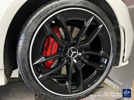 벤츠 CLS300d  블랙 실버 투톤 유광 휠도색 + 레드 캘리퍼 도색 / 용인 처인구
