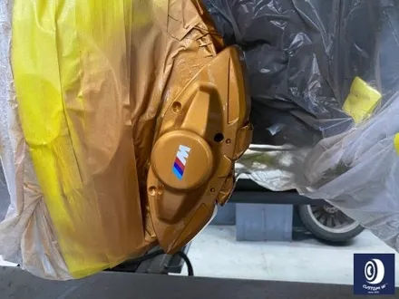 휠 수리 도색 불량 / BMW M4 763M 타 업체 잘못된 휠도색 약품 박리 / 페인트 제거 후, 사틴 블랙 휠 도색 재작업 + 카본 세라믹 골드 캘리퍼 도색 / 용인 처인구