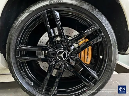 벤츠 E63 AMG 블랙유광 휠도색 & 카본 세라믹 골드 캘리퍼 도색 / 용인 처인구