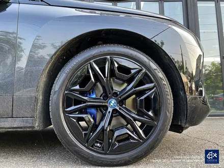 BMW iX50 휠수리 후 블랙유광 휠도색 / 용인 처인구