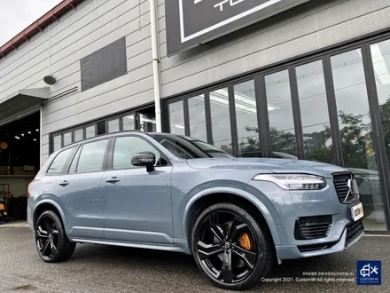 볼보 XC90 블랙유광 휠도색 + 카본 세라믹 골드 캘리퍼도색 / 용인 처인구