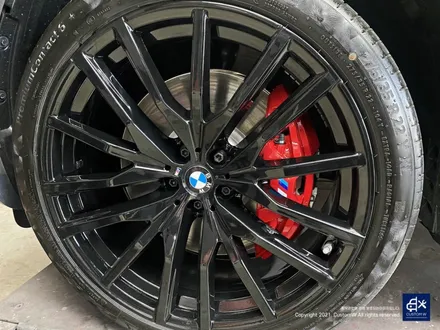 신차 BMW X6 40d 742M 블랙유광 휠도색 + 레드 캘리퍼 도색 / 용인 처인구