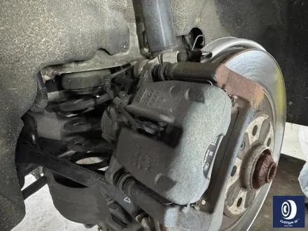 아우디 A7 50TFSI 20인치 다이아몬드 커팅 가공을 이용한 블랙 폴리시 커스텀 투톤 휠도색 + 심각한 부식 제거 후, 카본 세라믹 골드(오렌지 골드) 캘리퍼 도색 작업까지_! / 용인 처인구