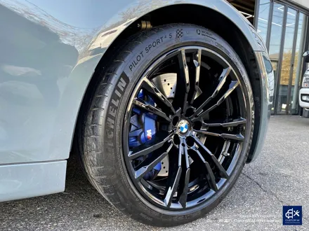 BMW F90 M5 박리 후 블랙유광 휠도색 + 리어 범퍼 디퓨저, 사이드 미러 블랙유광 도색 / 용인 처인구
