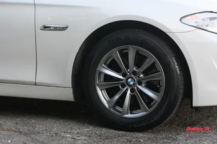 고스트크롬 휠도색의 메카 커스텀W BMW 520D 고스트크롬 휠도색을 하다. / 용인 처인구