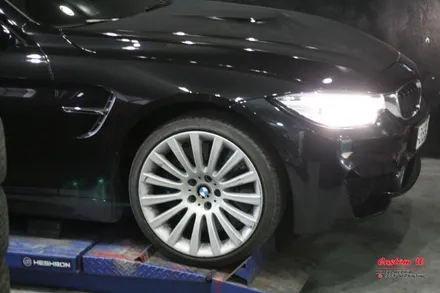 잘못된 휠수리로 엉망인 휠 다이아몬드컷팅 휠수리로 휠복원- 최강한파에도 찾아온 BMW M4 / 용인 처인구