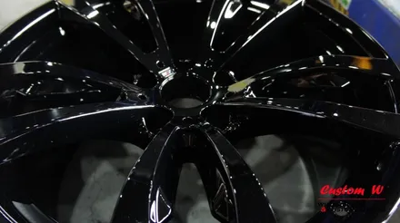 100주년을 기념해서 나온 BMW X6 30D 한정 모델의 블랙 휠도색과 블루 캘리퍼도색. / 용인 처인구