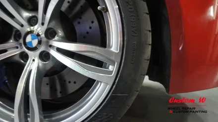 달리기 머신 BMW M5 F10 차량의 20인치 1개의 휠 다이아몬드컷팅 휠수리. / 용인 처인구