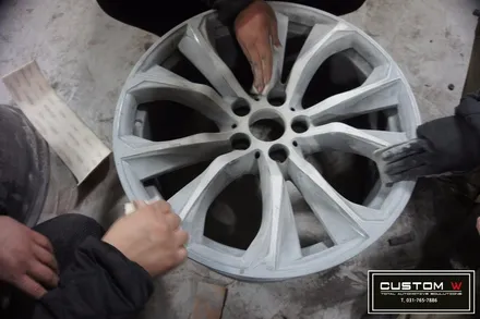 BMW X6 휠 상처 수리 후 블랙유광 휠도색 / 용인 처인구