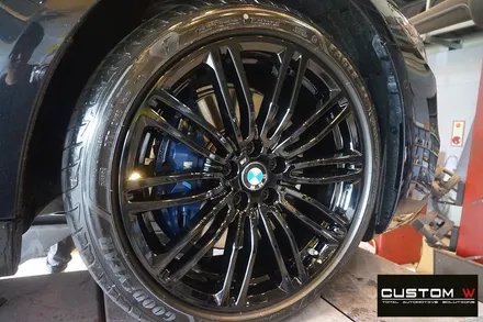 신차 출고 후, 곧바로 방문 주신 고객. BMW G30 530I 664M  블랙 유광 휠도색 / 용인 처인구
