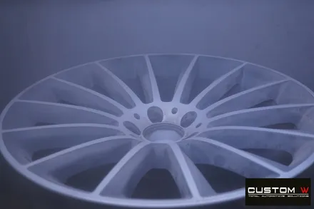 벤츠 GLC300 20인치 마차휠 상처 수리 후, 다이아몬드 컷팅 수리 휠복원 그리고 AMG 레드 캘리퍼 도색 작업 까지.! / 용인 처인구