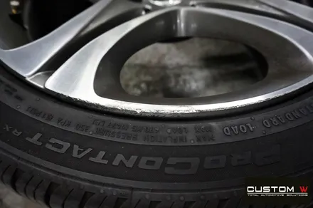 BMW 640d 휠 수리 후 블랙유광 휠 도색 + 레드 캘리퍼 도색 / 용인 처인구