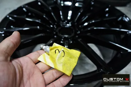 벤츠 GT43 AMG 블랙유광 휠도색 + 카본 세라믹 골드 캘리퍼 도색 / 용인 처인구