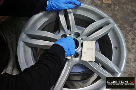 BMW F10 535d 휠 상처 수리 후 고스트 크롬 휠도색 + 부식 제거 후 블루 캘리퍼 도색 / 용인 처인구