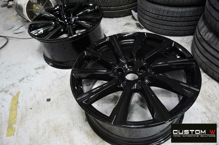 볼보 XC90 휠 상처 수리 후 블랙유광 휠도색 + 카본 세라믹 골드 캘리퍼 도색 / 용인 처인구