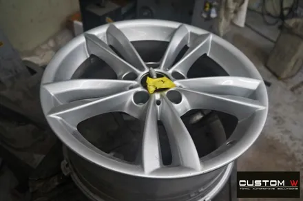 BMW 3GT 휠 상처 수리 후 블랙유광 휠도색 / 용인 처인구