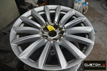 BMW G12 730Ld 휠 상처 수리 후 실버 휠복원 / 용인 처인구