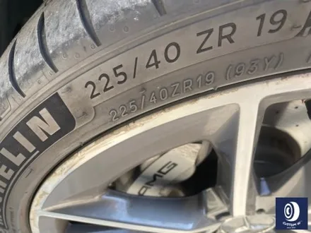 벤츠 C43 AMG 휠 상처 수리 후, 다이아몬드 커팅 가공을 이용한 블랙 폴리시 투톤 휠 커스텀 도색 / 용인 처인구