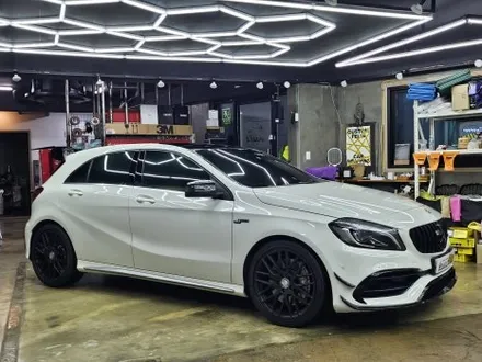 고급진 색감 변신 창원 타이니봇 전체랩핑 벤츠 A45 AMG 아라비안나이트 / 창원시 의창구