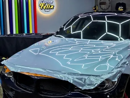 한번 더 눈길이 가는 컬러 전체랩핑 타이니봇 글로스  캐슬 그린 BMW 3GT / 창원시 의창구