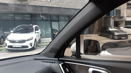 [카스페이스 의정부점] 흰둥이와 정말 잘 어울리는 반반사 레인보우 V90 썬팅 / 의정부시 낙양동