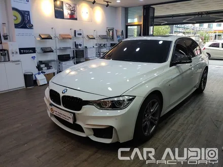 수원/동탄/화성 BMW 3시리즈 F30 블랙박스 장착 아이트로닉스 아이패스 블랙 ITB-7000PLUS 깔끔하게 시공하기 / 동탄 반송동