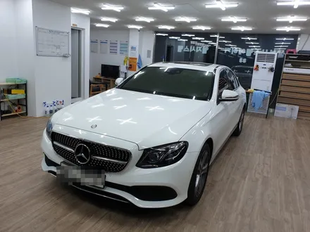 군포썬팅 군포솔라가드 새턴으로 벤츠E클래스 전체 재시공 작업입니다^^