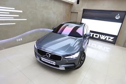 볼보 v90 크로스컨트리 - 수퍼대디카의 色. / 충남 천안