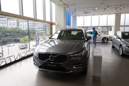 볼보 v90 크로스컨트리 - 수퍼대디카의 色. / 충남 천안