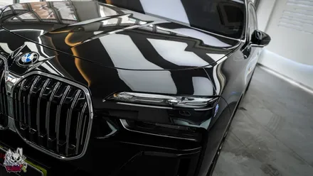 BMW 7시리즈 진리의 듀오톤 투톤랩핑 시공. 천안 유쉴드 본사. / 충남 천안