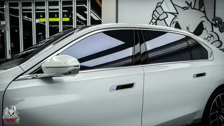 BMW 7시리즈 740i 천안 유쉴드 전체 PPF, 바이올렛 썬팅, 윈드쉴드 시공. / 충남 천안
