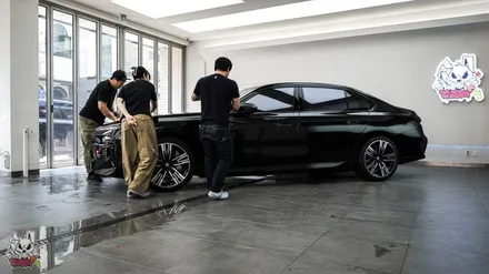 BMW 7시리즈 750e 하이브리드 전체PPF, 썬팅, 윈드쉴드, 크롬죽이기 등 천안 유쉴드 본사 풀패키지 시공. / 충남 천안