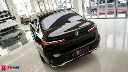 BMW 7시리즈 740D. 전체 PPF, 유쉴드 바이올렛, 스카이 썬팅 시공. / 충남 천안