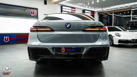 BMW 7시리즈 i7. 스킨프로 전체PPF, 바이올렛 썬팅, 윈드쉴드, 크롬죽이기 시공. 천안 유쉴드 본사. / 충남 천안
