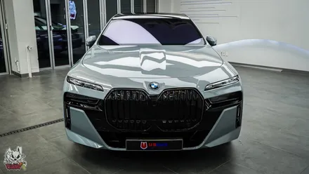 BMW 7시리즈 i7. 스킨프로 전체PPF, 바이올렛 썬팅, 윈드쉴드, 크롬죽이기 시공. 천안 유쉴드 본사. / 충남 천안