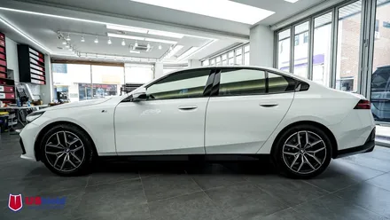 BMW 5시리즈 하이그로시 전체 PPF 시공. 유쉴드 천안 본사. / 충남 천안