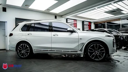BMW X7 바이올렛 썬팅, 엑소쉴드 윈드쉴드, PPF 시공. 유쉴드 천안 본사. / 충남 천안