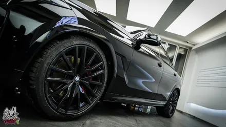 BMW X6 카본 블랙은 블랙이 아닙니다. 진정한 블랙을 위한 무광 전체 컬러 PPF 시공. 유쉴드 천안 본사. / 충남 천안