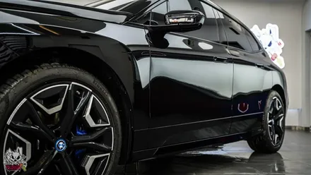 이래서 블랙 하나 봐요. BMW IX 전체 블랙 PPF 시공. 유쉴드 천안 본사. / 충남 천안