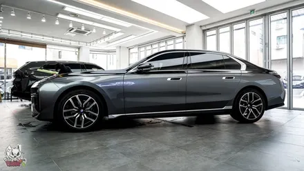 BMW 7시리즈 비닐프로그 고광택 투톤 랩핑, 듀오톤 시공. 유쉴드 천안 본사. / 충남 천안