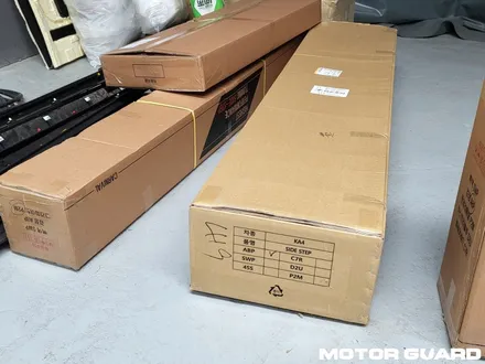 대전 카니발KA4 튜온 사이드스텝부터 에어댐(바디킷)까지 완벽 장착! / 동구 가양동