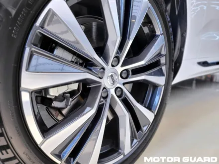 대전 볼보 XC60 PHEV 영구적인 세라믹프로 코팅 시공 추천! / 동구 가양동