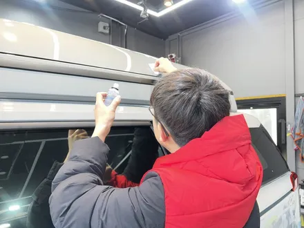 시흥 썬팅 카니발 브이쿨 썬팅과 루프박스 모노륨 매트까지 완벽 시공 / 시흥시 미산동