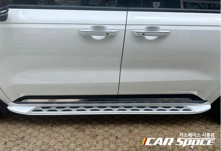 시흥 카니발 신차패키지 사이드스텝설치 순정형MLX / 시흥시 미산동
