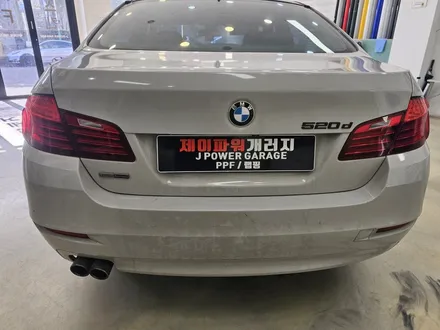 인천랩핑제거 BMW 5시리즈 전체 수명이 끝난 필름 / 인천 논현동