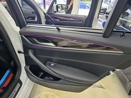 인천 송도 BMW 5시리즈 고광택 리얼 카본 실내랩핑 크롬 죽이기 / 인천 논현동